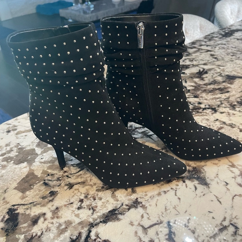 VINCE CAMUTO ABRANNIE STUDDED SLOUCHY BOOTIE
